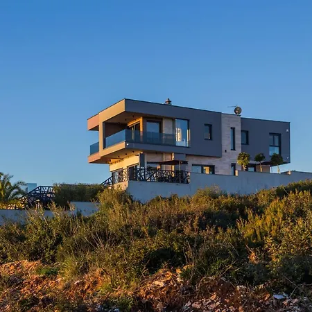Villa Vie