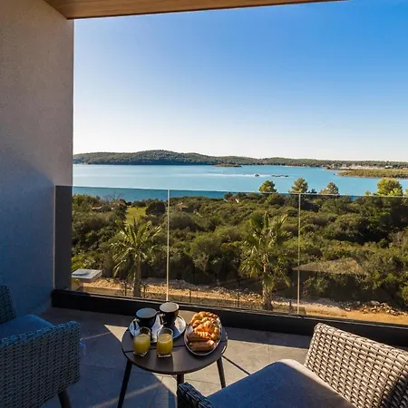 Villa Vie
