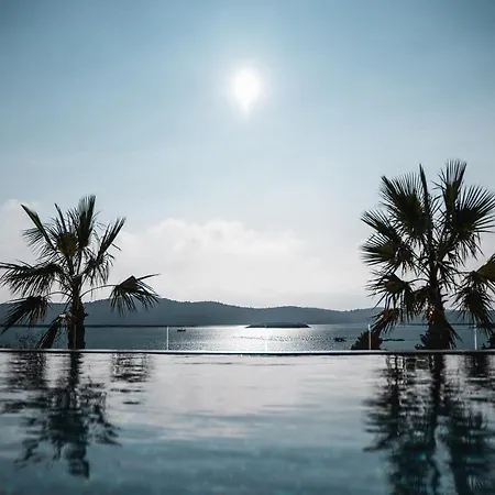 Vie Villa *
